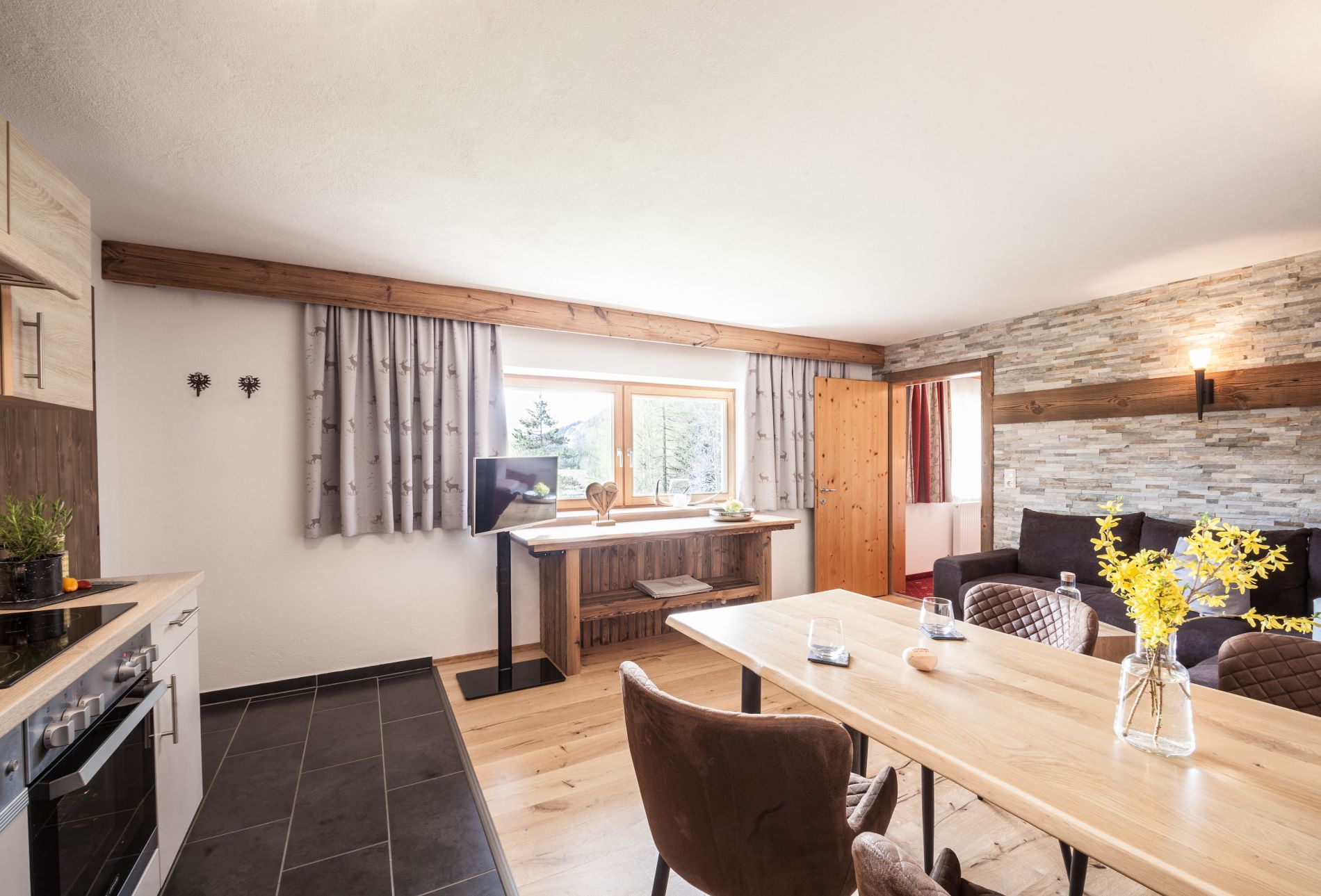 Ferienwohnung Gaistal – Wohnbereich